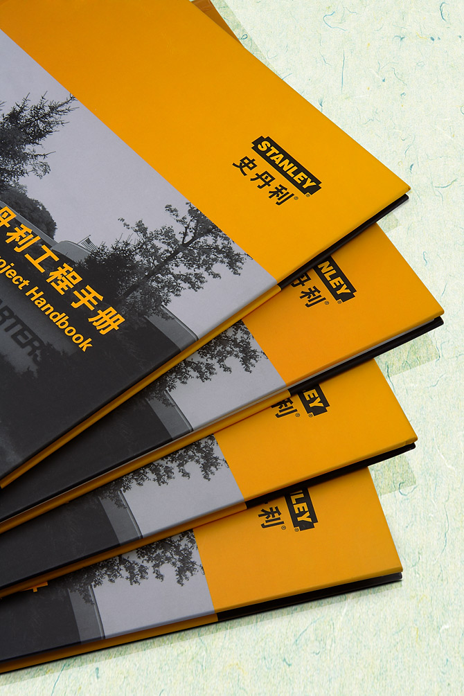 這個(gè)是精裝書《史丹利工程手冊》封面